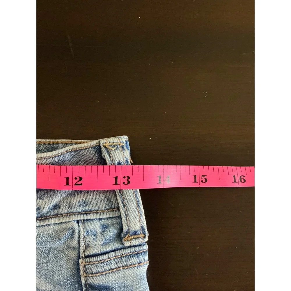 American Eagle Women's‎ Denim Shorts Junior Size 2 Distressed Frayed Hem Stretch